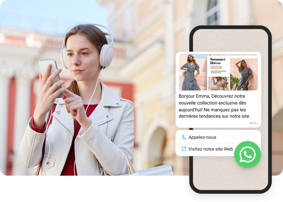 Une autre jeune femme portant des écouteurs blancs consulte ses messages WhatsApp concernant ses achats en ligne.